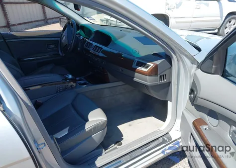 2002 BMW 745Li из США, поврежденный, VIN WBAGN63422DR02501